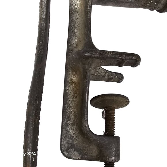 Vintage Universal No.3 Meat Grinder Food Chopper L.F.& C. New Britain Conn. USA - Picture 11 of 15